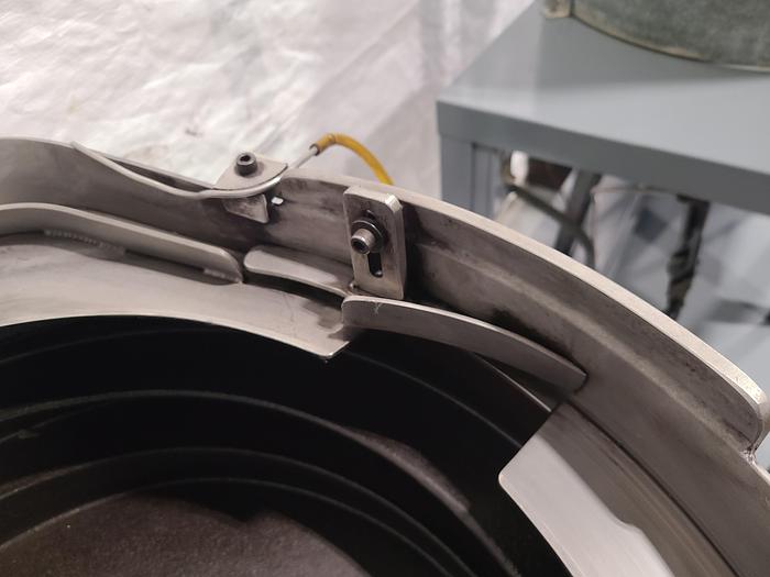 Used  Draft - Mid - West Feeder Rodix Feeder Cube Plus Series