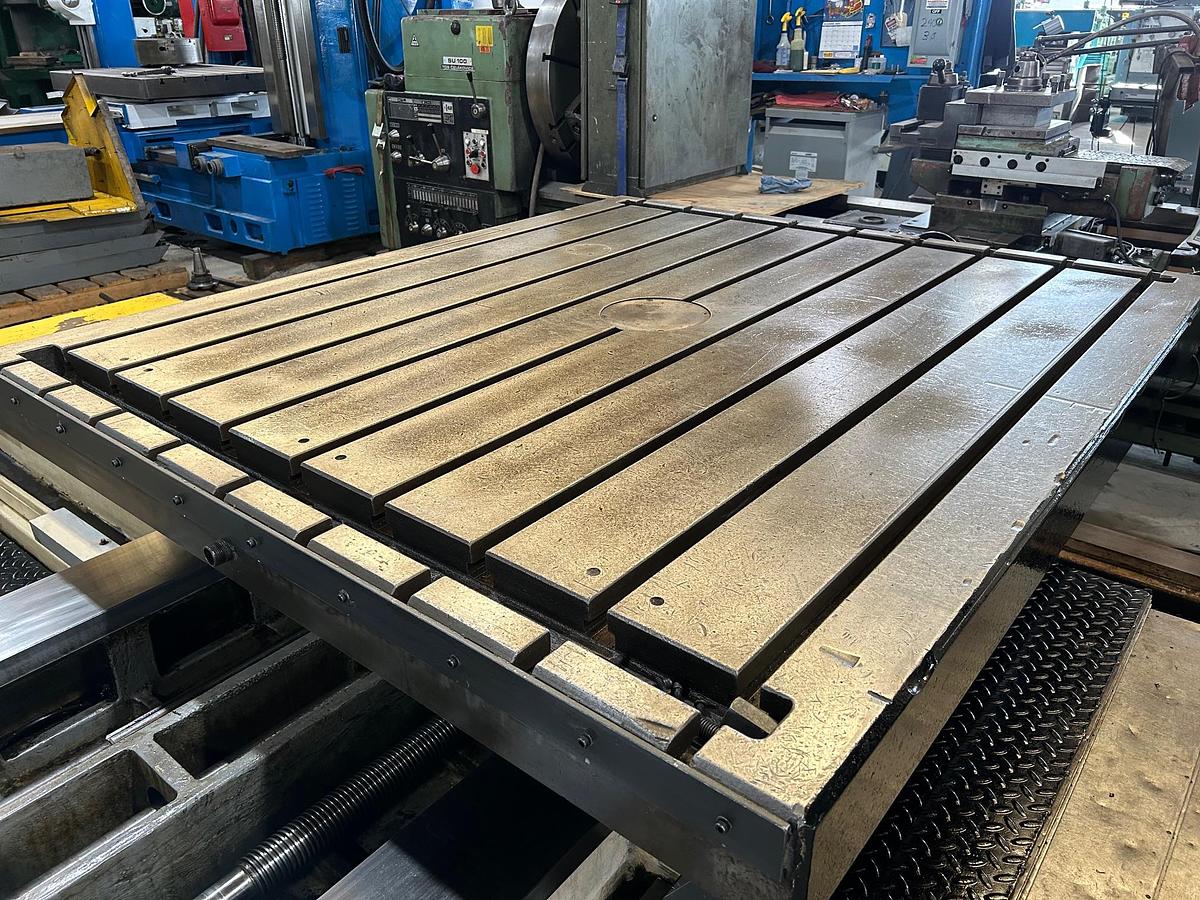 Used Doosan D110RT Table Type Manual Horizontal boring Mill