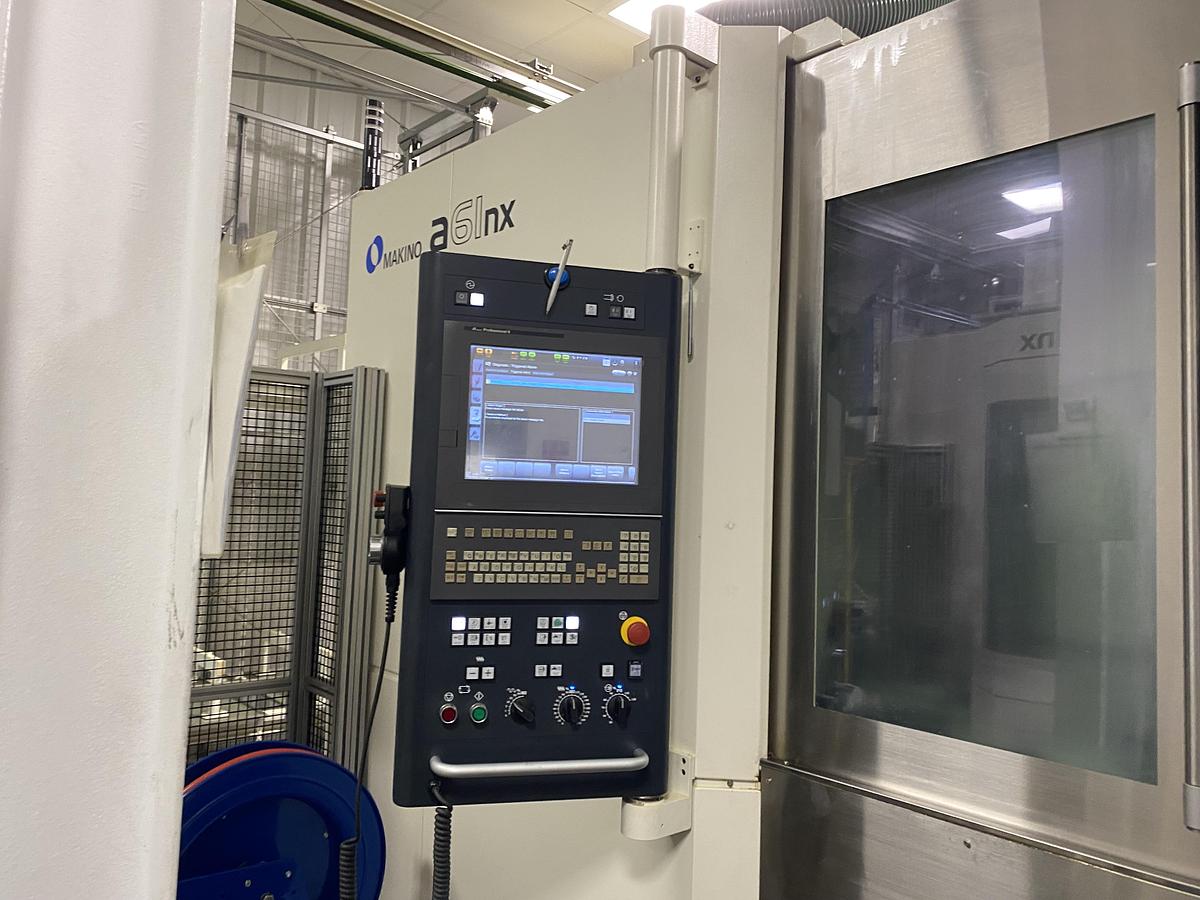 Used Makino a61 NX 4-Axis CNC Horizontal Machining Center Cell