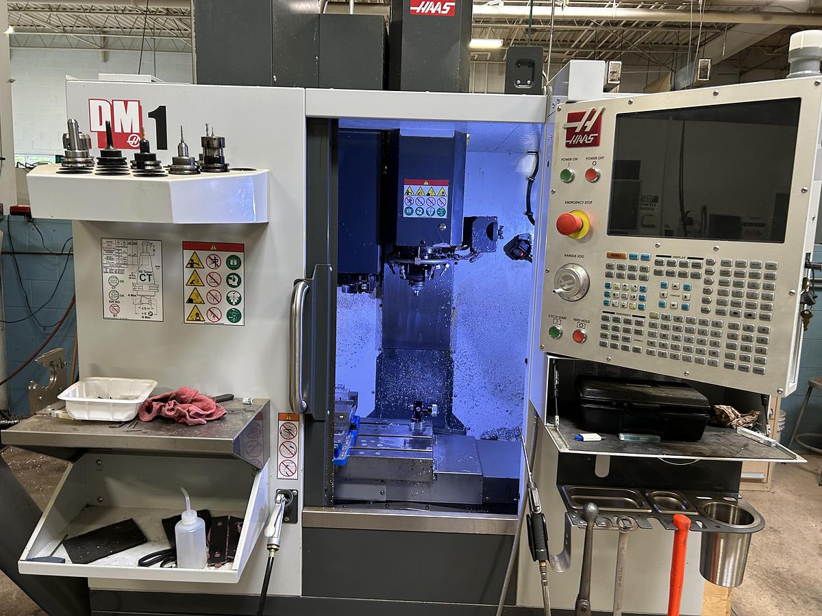 Used Haas DM-1 CNC Vertical Machining Center
