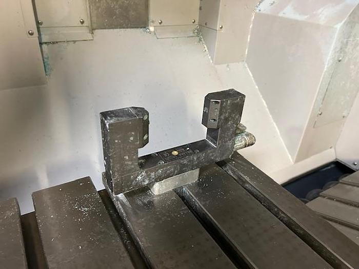 Used Makino F5 CNC Vertical Machining Center