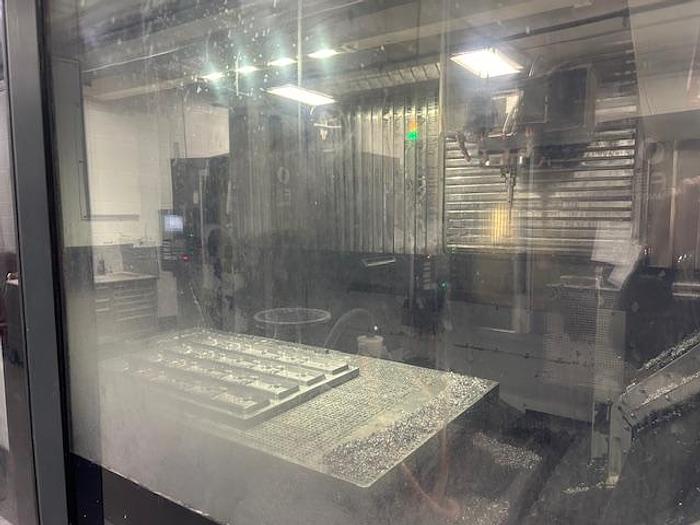 Used Makino F9 CNC Vertical Machining Center