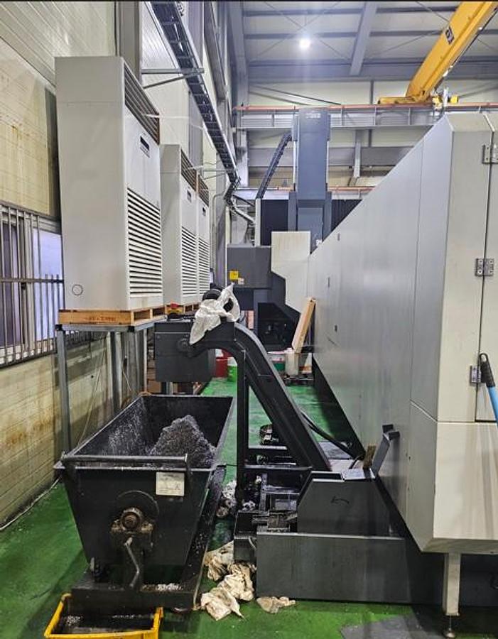 Used Vision Wide NF-8223 CNC Bridge Mill