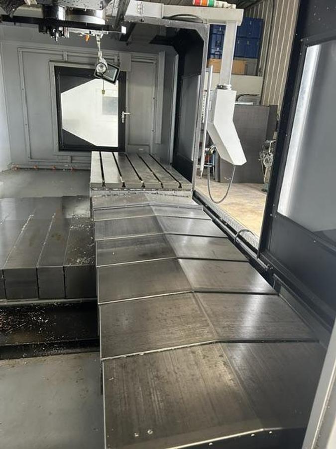 Used Toyoda FV1680/50 3-Axis CNC Vertical Machining Center