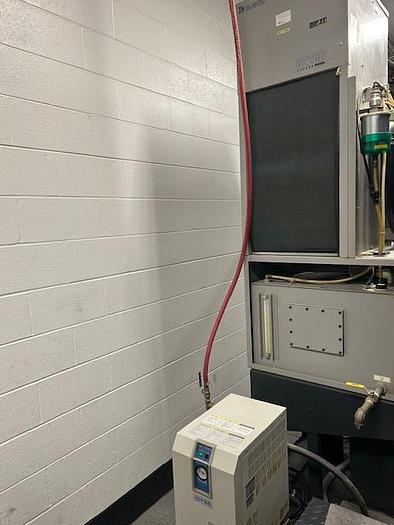 Used Makino F9 CNC Vertical Machining Center