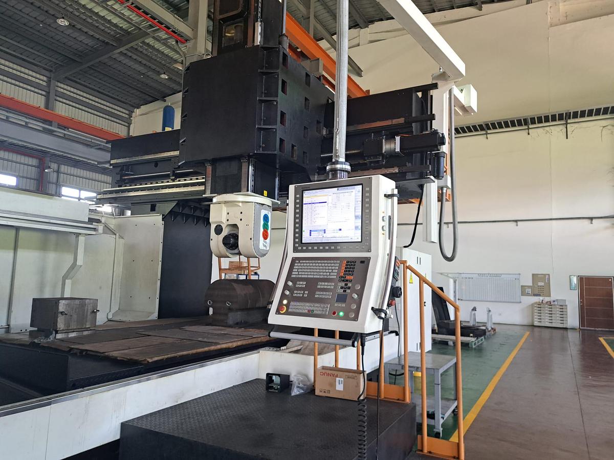 Used Sigma S5A-4732HH CNC Bridgemill