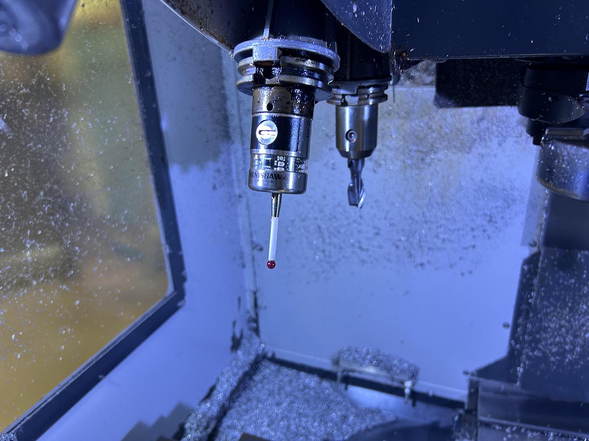 Used Haas DM-1 CNC Vertical Machining Center