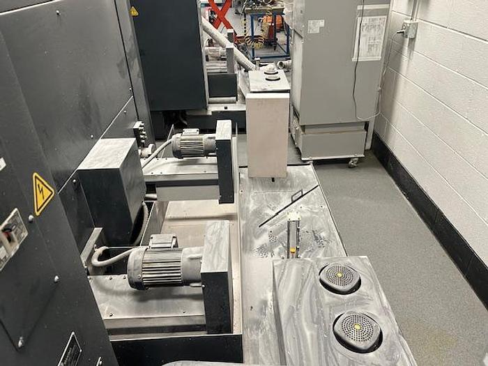 Used Makino F5 CNC Vertical Machining Center