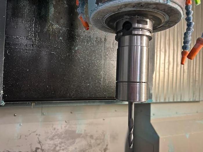 Used Makino F5 CNC Vertical Machining Center