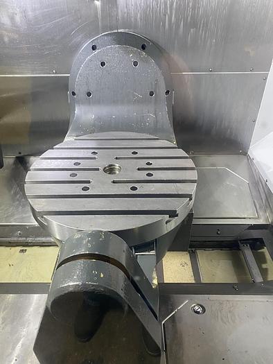 Used Haas UMC-750SS CNC 5-Axis Vertical Machining Center