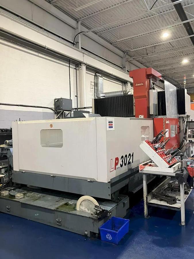 Used Awea LP-3021 CNC Bridgemill