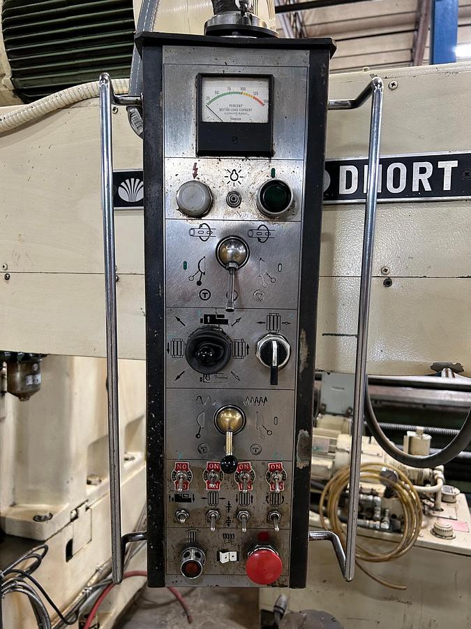 Used Doosan D110RT Table Type Manual Horizontal boring Mill