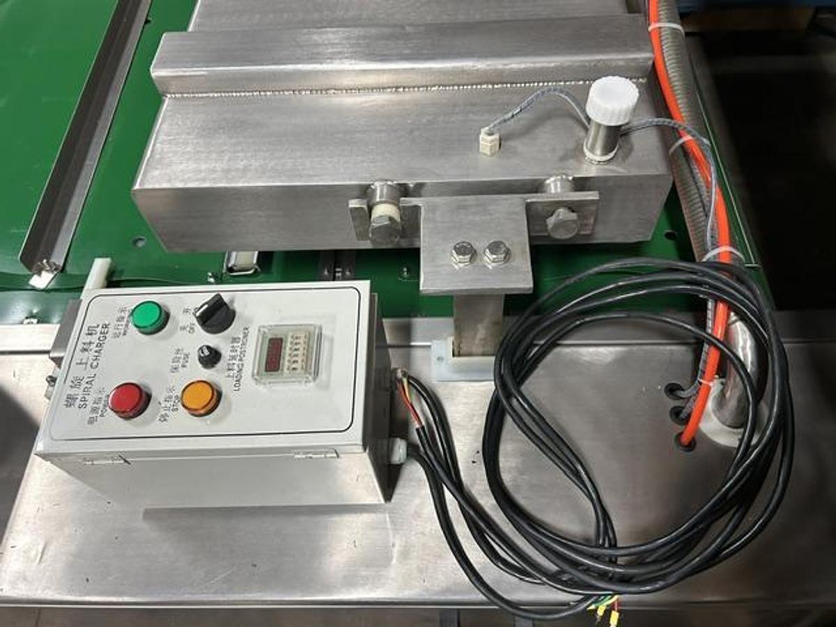 Used DZ-1000 Auto-Vacuum Packaging Machine
