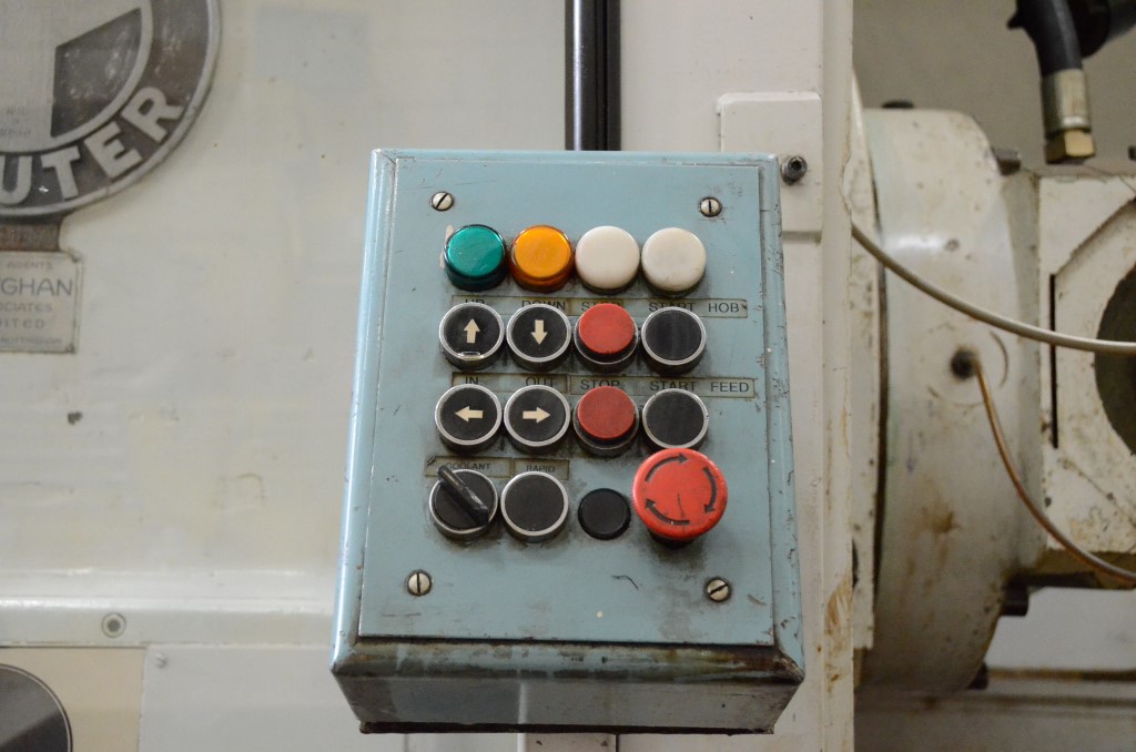 Usado PFAUTER P 1250 Talladoras de Fresa Madre #4317