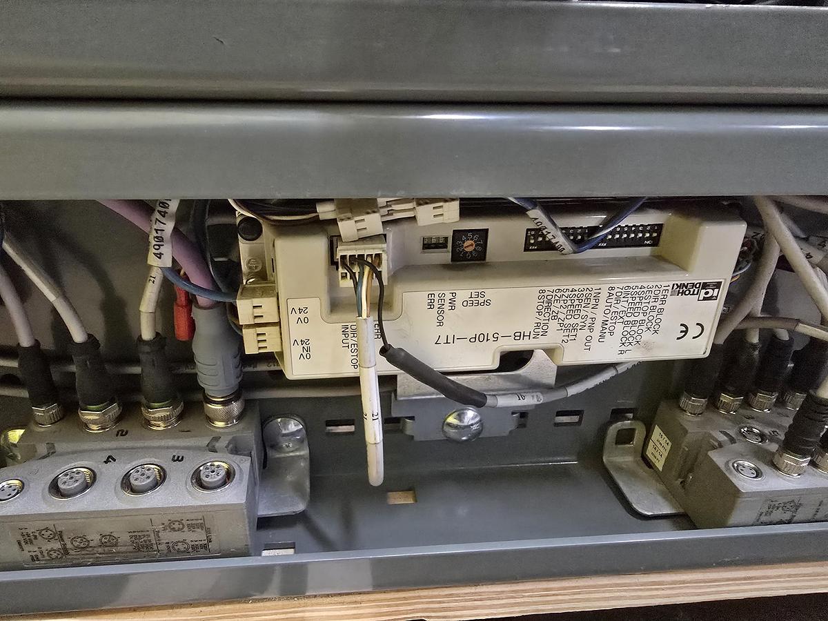Used 2023 Intelligrated Zero Pressure MDR 710 Roller Conveyor RH DIVERT (#293)