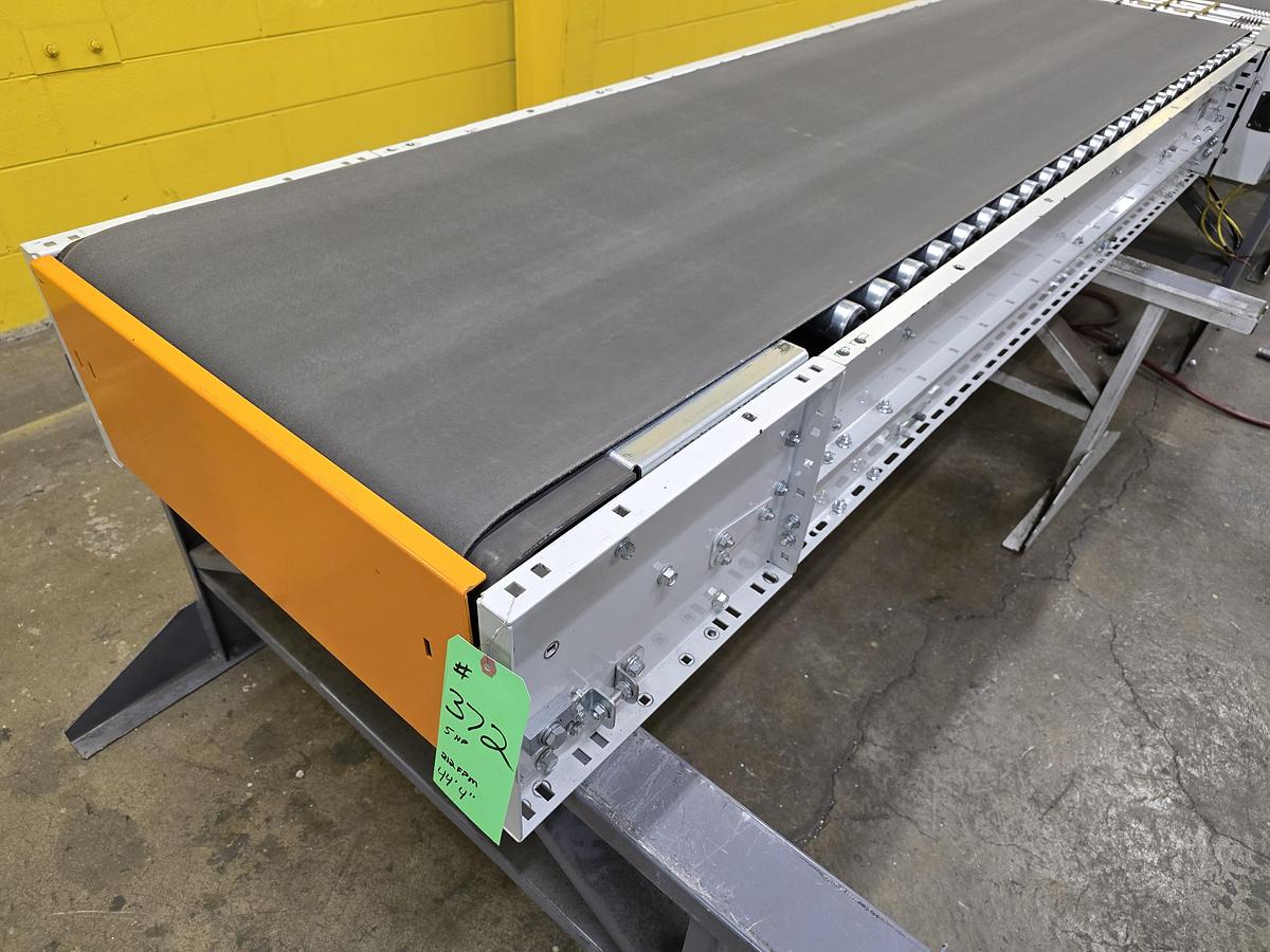Used 2023 Intelligrated Roller Bed Belt Conveyor With 3 Diverters 28.5" x 44'4" (#372)