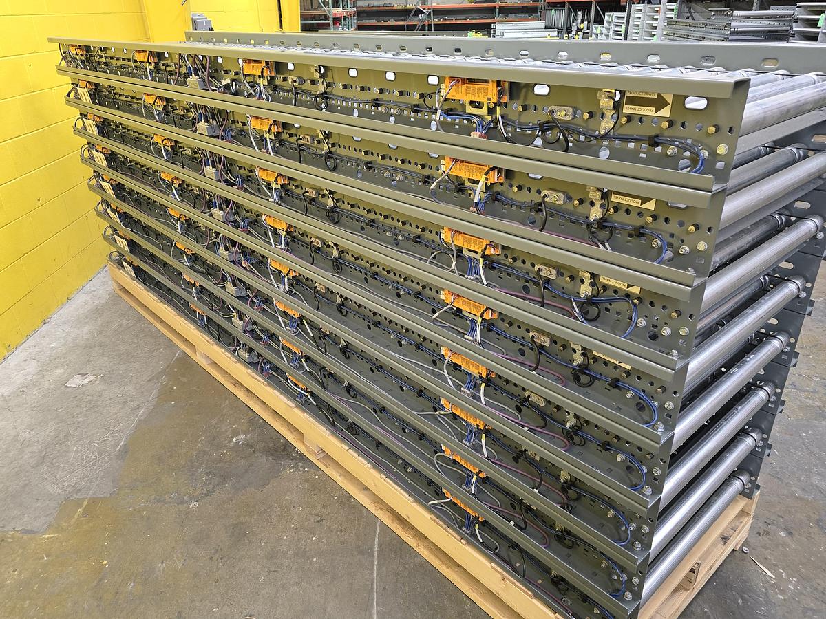 Used Intelligrated 28" x 48' MDR Zero Pressure Accumulation Conveyor (#607)