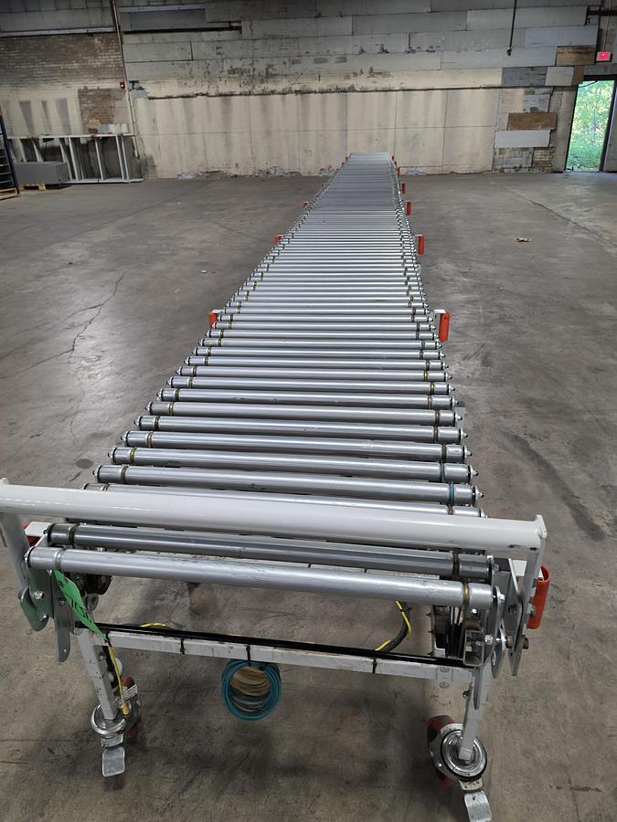 Used Roach Flexible Conveyor 30"x40' Zero pressure Accumulation (#708)