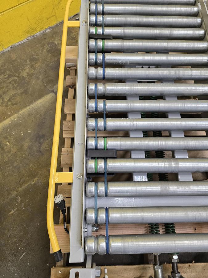 Used Hytrol MDR 24" Lift Gate Conveyor (#636)