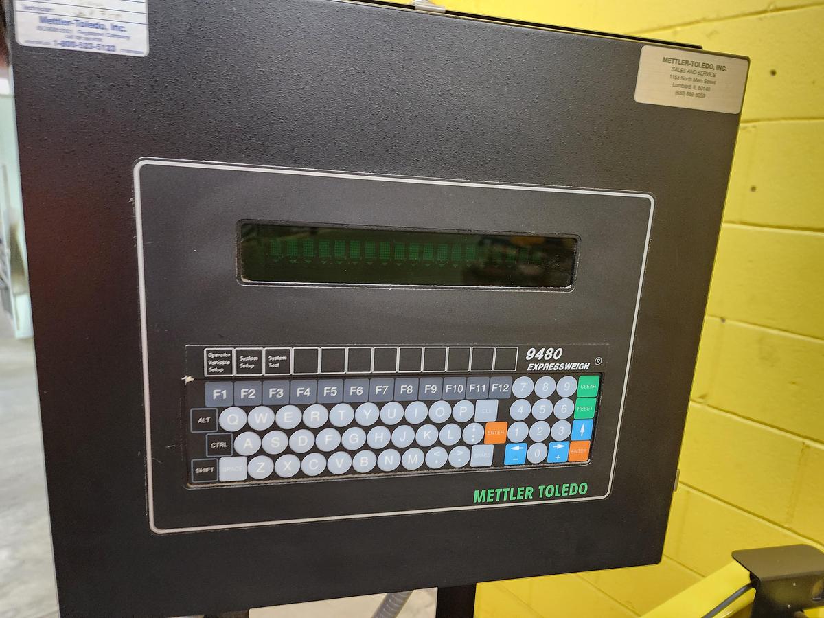 Used Mettler Toledo Checkweigher High Speed 100# Max Conveyor Scale (#722)