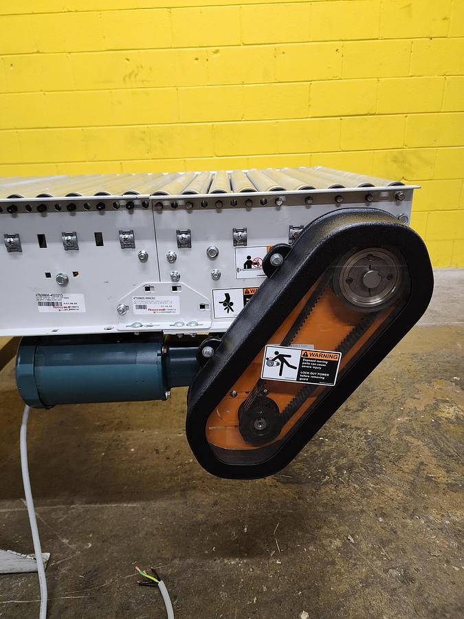 Used Intelligrated 30.5" x 18' Live Roller V-Belt Conveyor (#348)