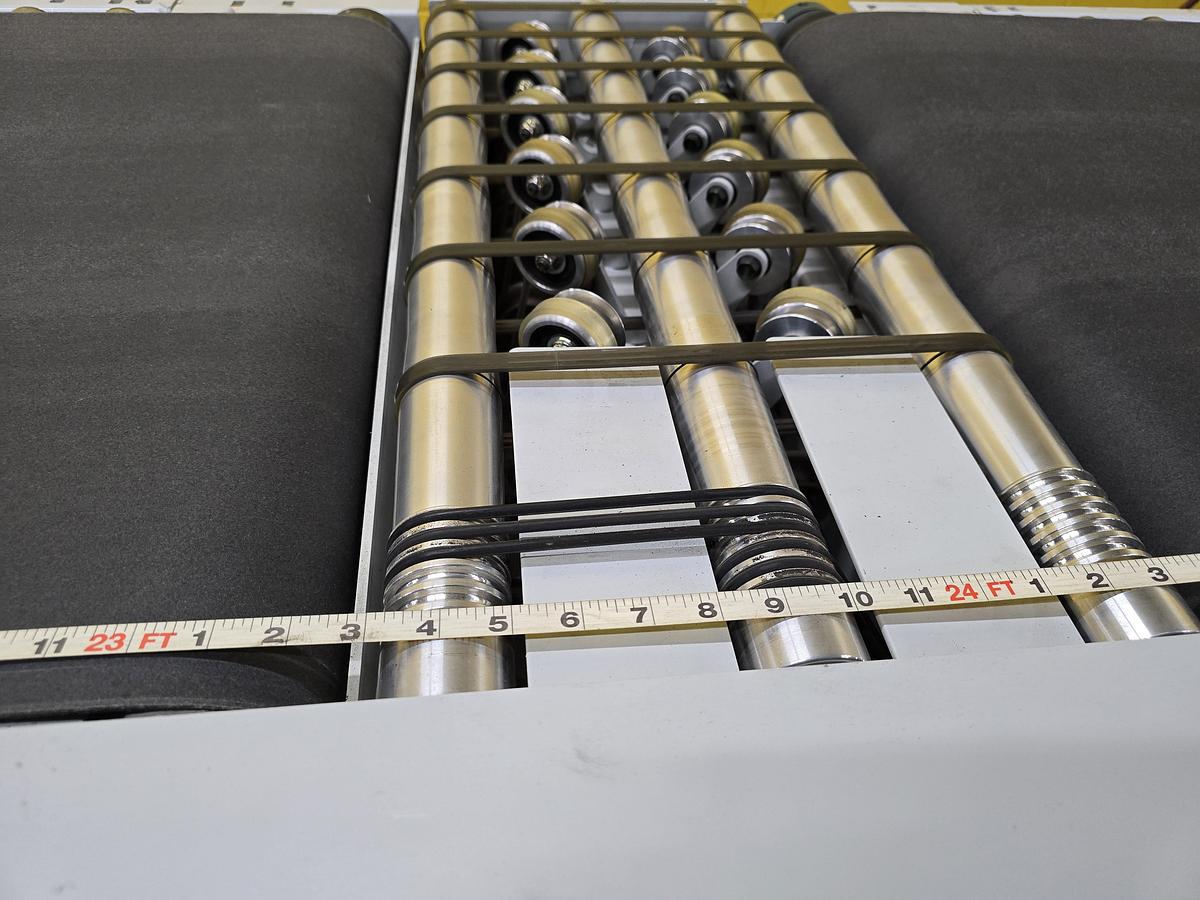 Used 2023 Intelligrated Roller Bed Belt Conveyor With 3 Diverters 28.5" x 44'4" (#372)