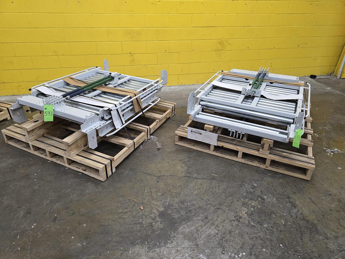 Hytrol 30" Lift Gate Conveyor (#593)