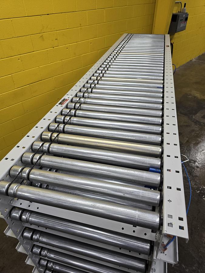 Used Intelligrated 27" x 40' MDR Zero Pressure Accumulation Conveyor (#298A)