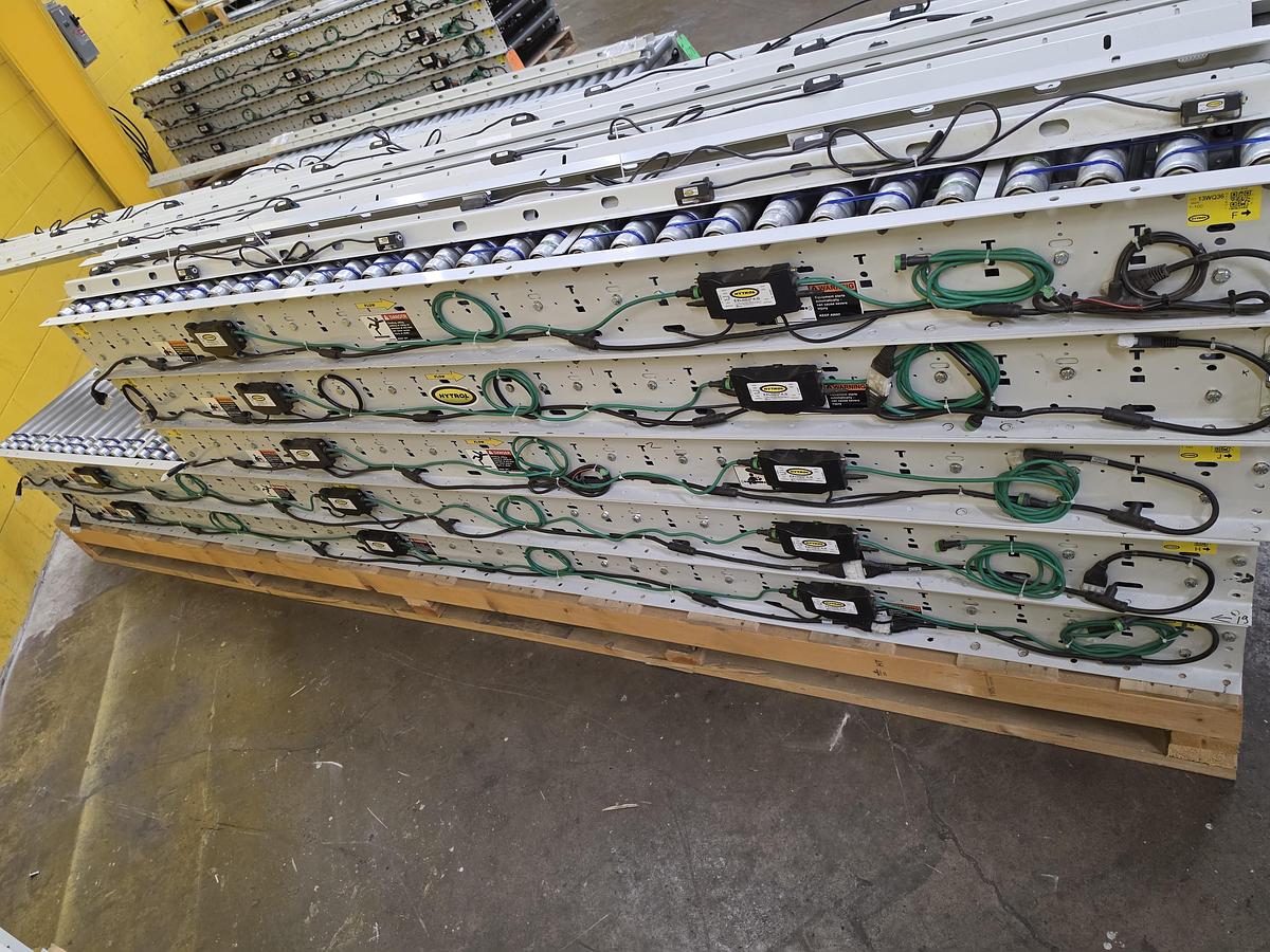 Used Hytrol 190E24EZ E24 Zero Pressure Roller Conveyor 30" x 48' (#677)