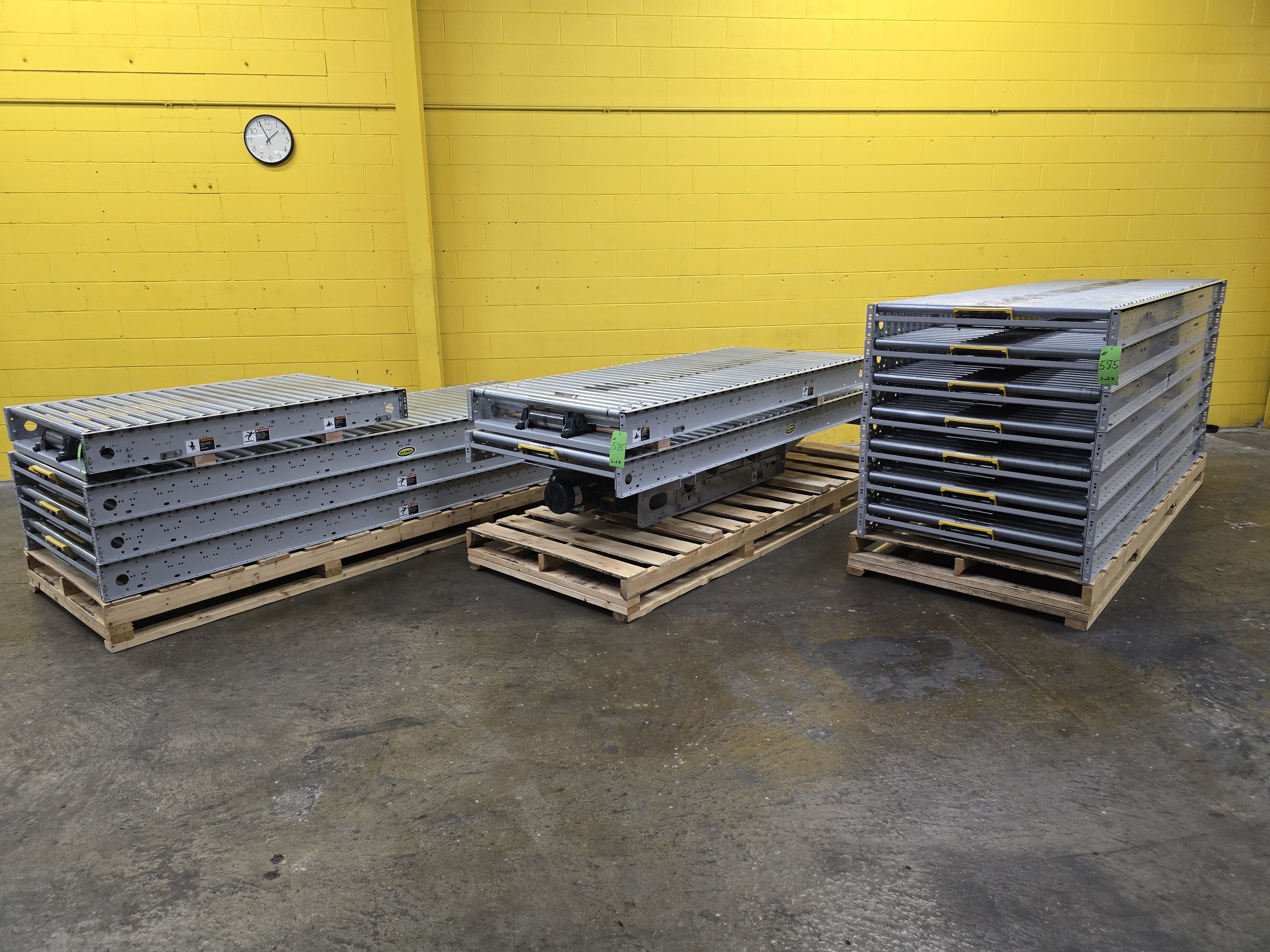 Used Hytrol ABLR Live Roller Conveyor 42" x 123' (#585)
