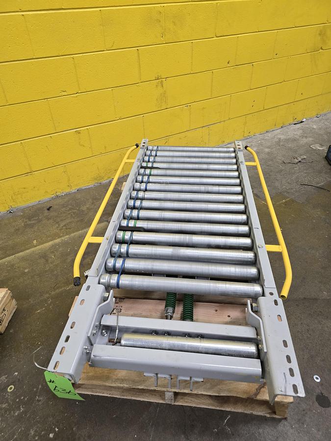 Used Hytrol MDR 24" Lift Gate Conveyor (#636)
