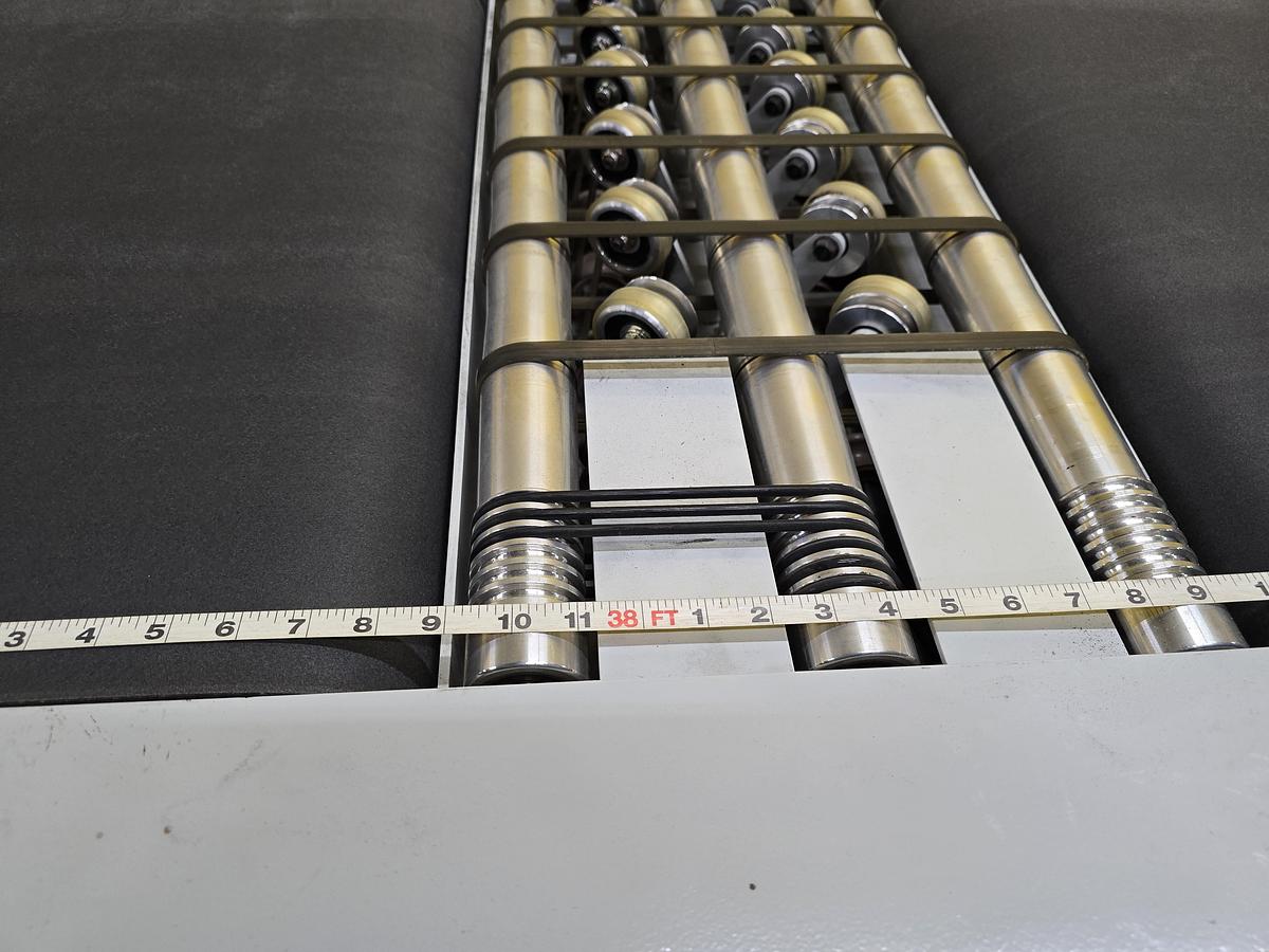 Used 2023 Intelligrated Roller Bed Belt Conveyor With 3 Diverters 28.5" x 44'4" (#372)