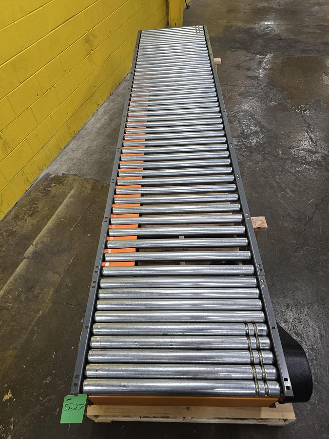 2018 Intelligrated 30.5"w x 12' Live Roller V-Belt Conveyor (527)
