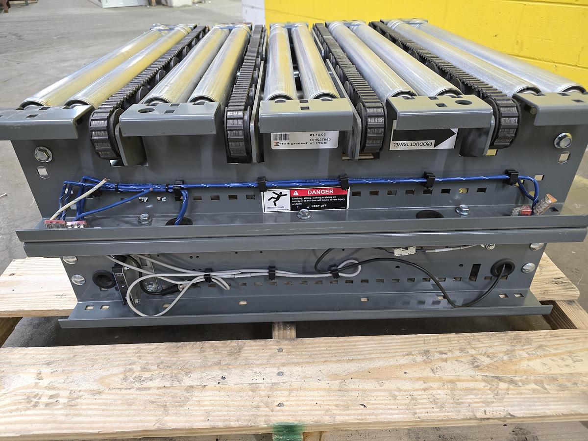 Used 2023 Intelligrated Zero Pressure MDR 710 Roller Conveyor RH DIVERT (#293)