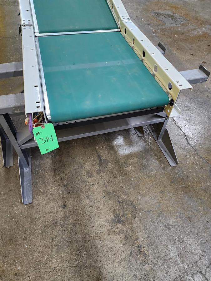 Used 2023 Intelligrated 22"bf x 20' MDR Belted Zero Pressure Incline/Decline Conveyor (#314) 5 Avail.