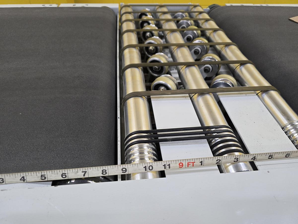 Used 2023 Intelligrated Roller Bed Belt Conveyor With 3 Diverters 28.5" x 44'4" (#372)