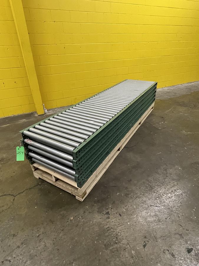 Used 30" x 33' Roach Gravity Conveyor (#254)