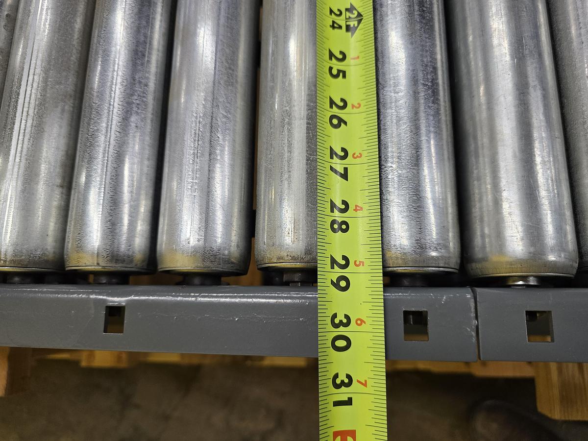 2018 Intelligrated 30.5"w x 11'11" Live Roller V-Belt Conveyor (526)
