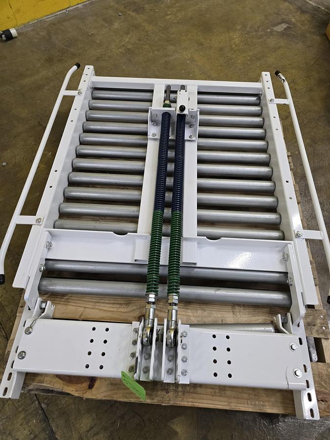 Used Hytrol 34" MDR Lift Gate Live Roller Conveyor (#575)