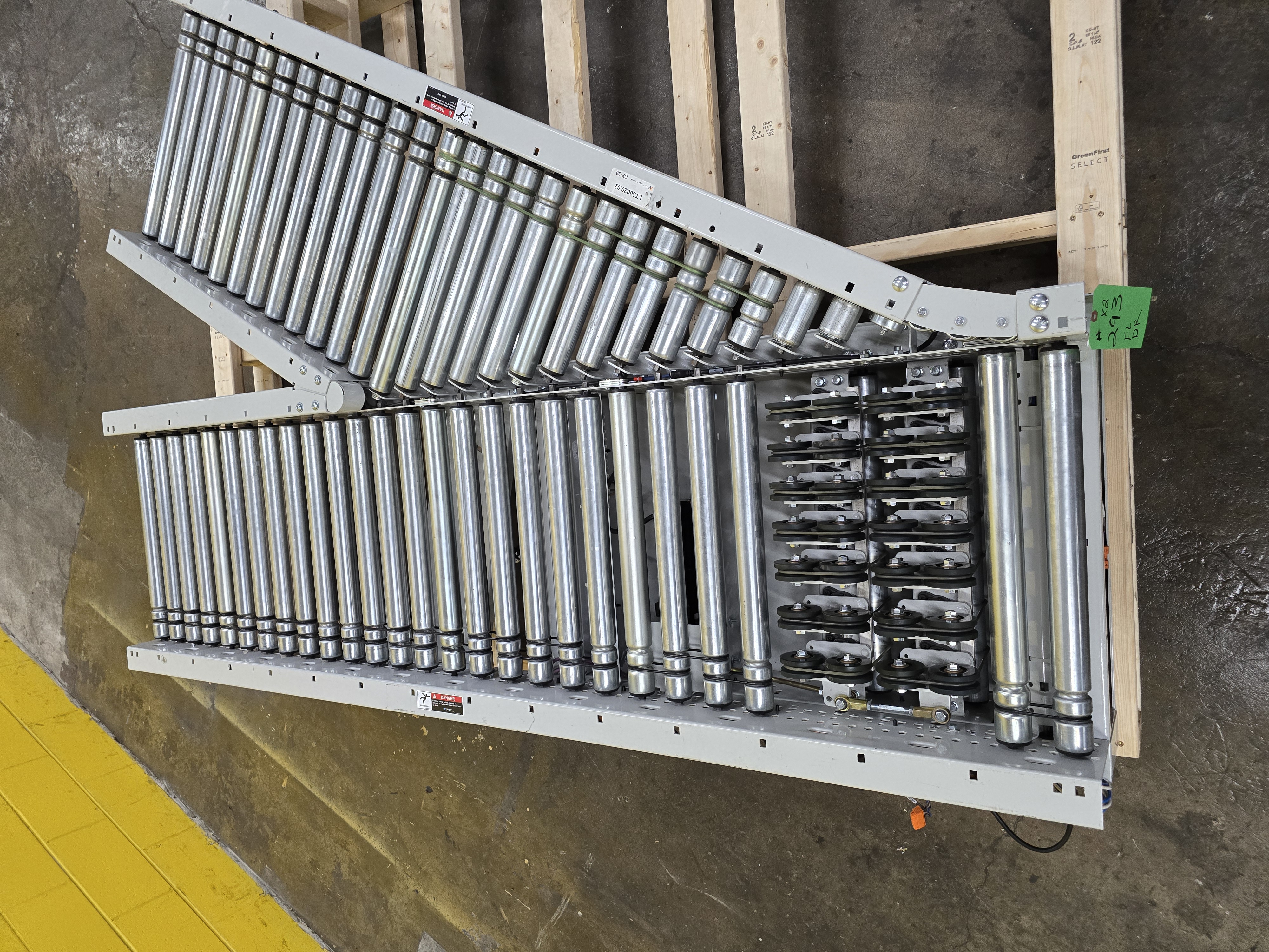 Used 2023 Intelligrated Zero Pressure MDR 710 Roller Conveyor RH DIVERT (#293)