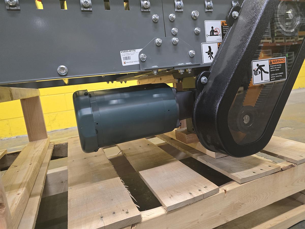 2018 Intelligrated 30.5"w x 9' Live Roller V-Belt Conveyor (526)