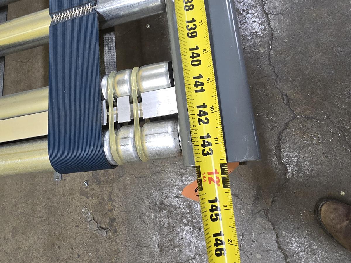 Intelligrated 33" x 12' MDR Belted Zero Pressure Decline Conveyor (#623)
