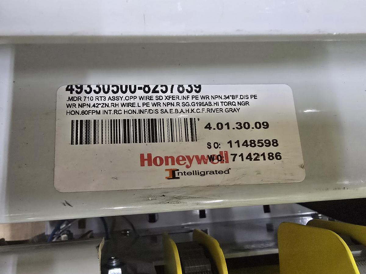 Used 2023 Intelligrated Zero Pressure 39" MDR 90 Degree Diverter (#428)