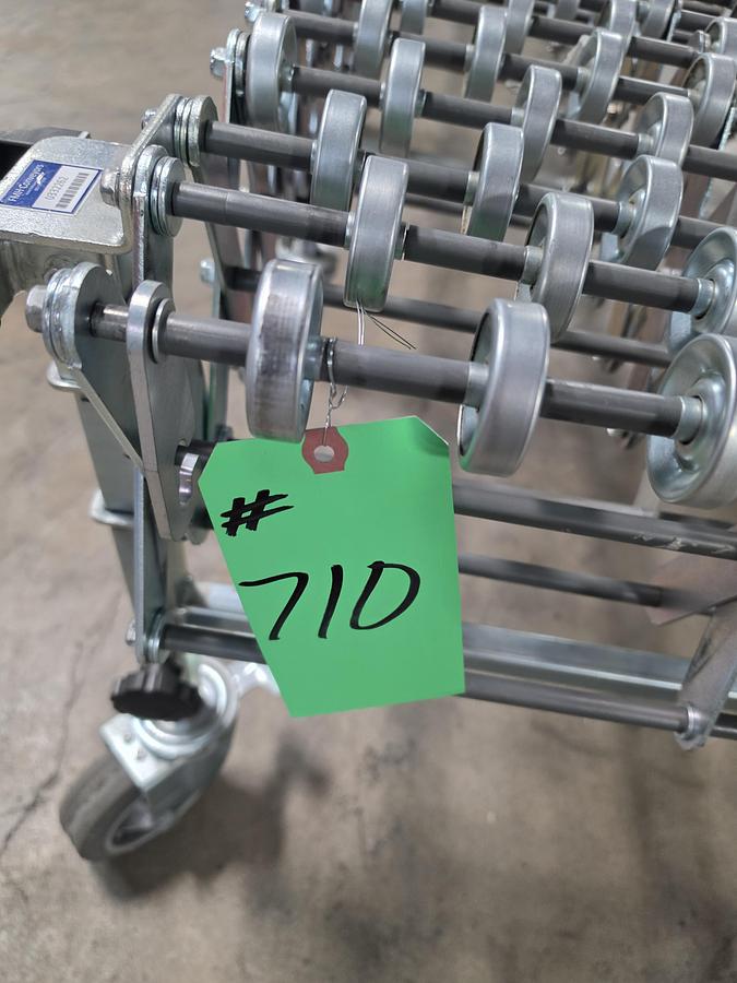 Used Roach Flexible Conveyor 30"x40' Live Roller (#709)