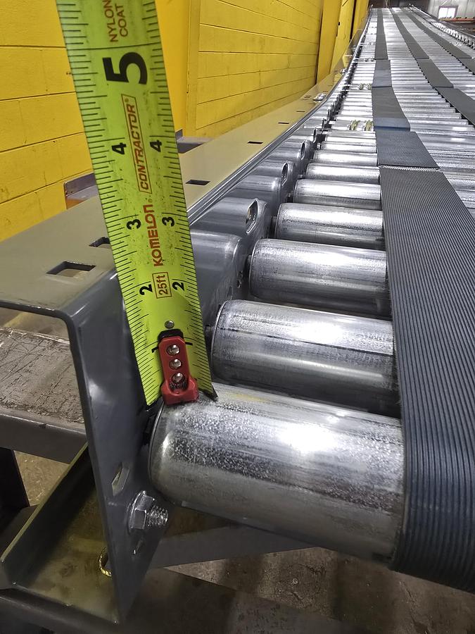 Used Intelligrated 33"bf x 37'6" MDR Belted Zero Pressure Incline/Decline Conveyor (#334)