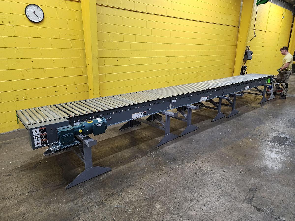 2018 Intelligrated 30.5"w x 24' Live Roller V-Belt Conveyor (16)