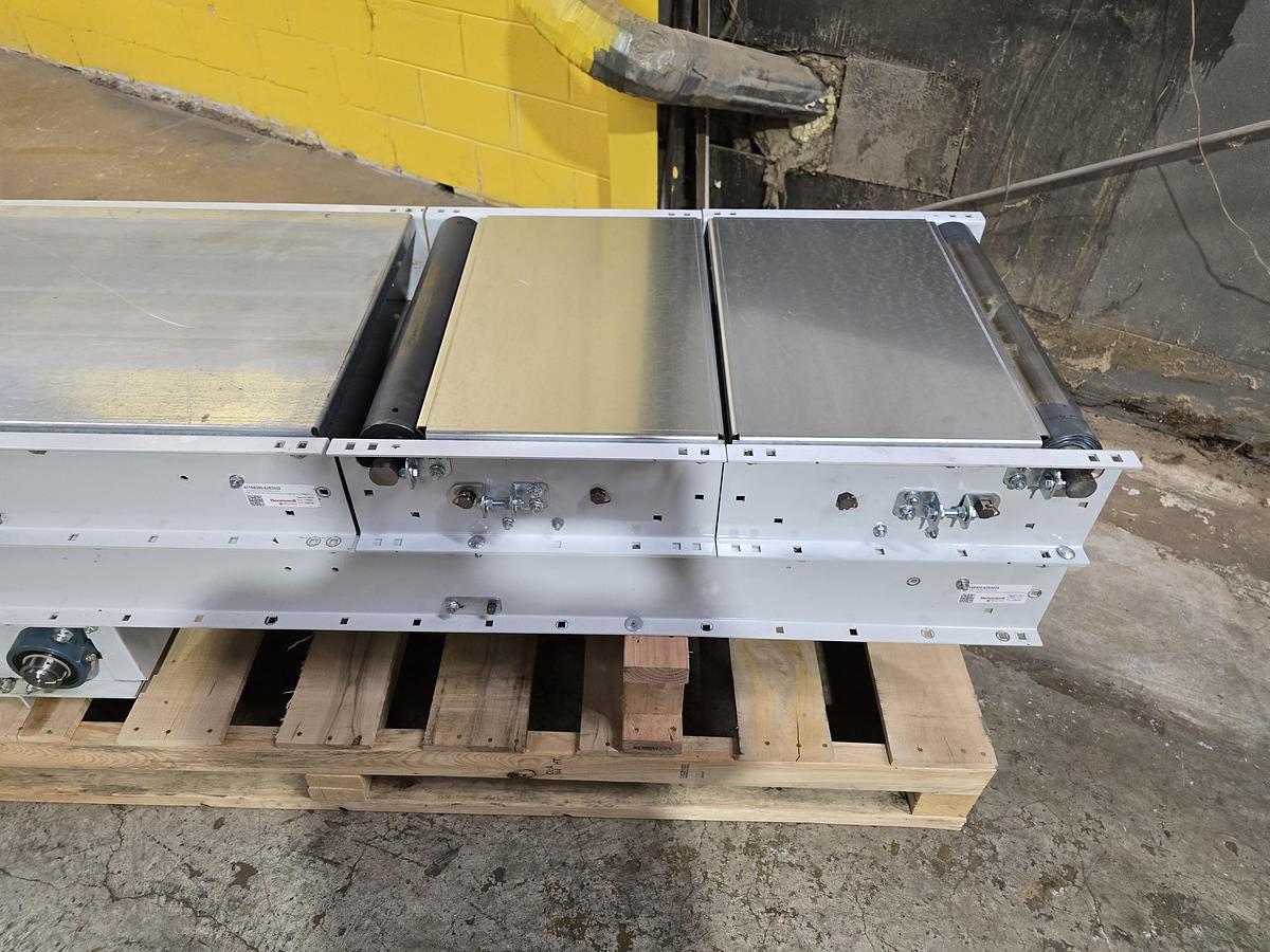 Used Intelligrated Slider Bed Belt Conveyor 24.5" x 24' (#548)