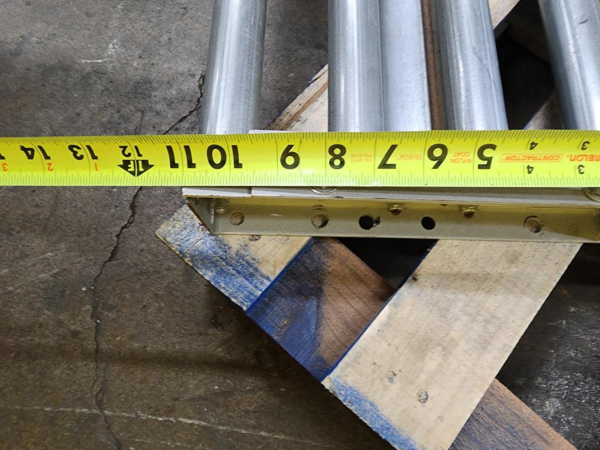Used Hytrol 90 Degree Gravity Conveyor 22" (#690A)