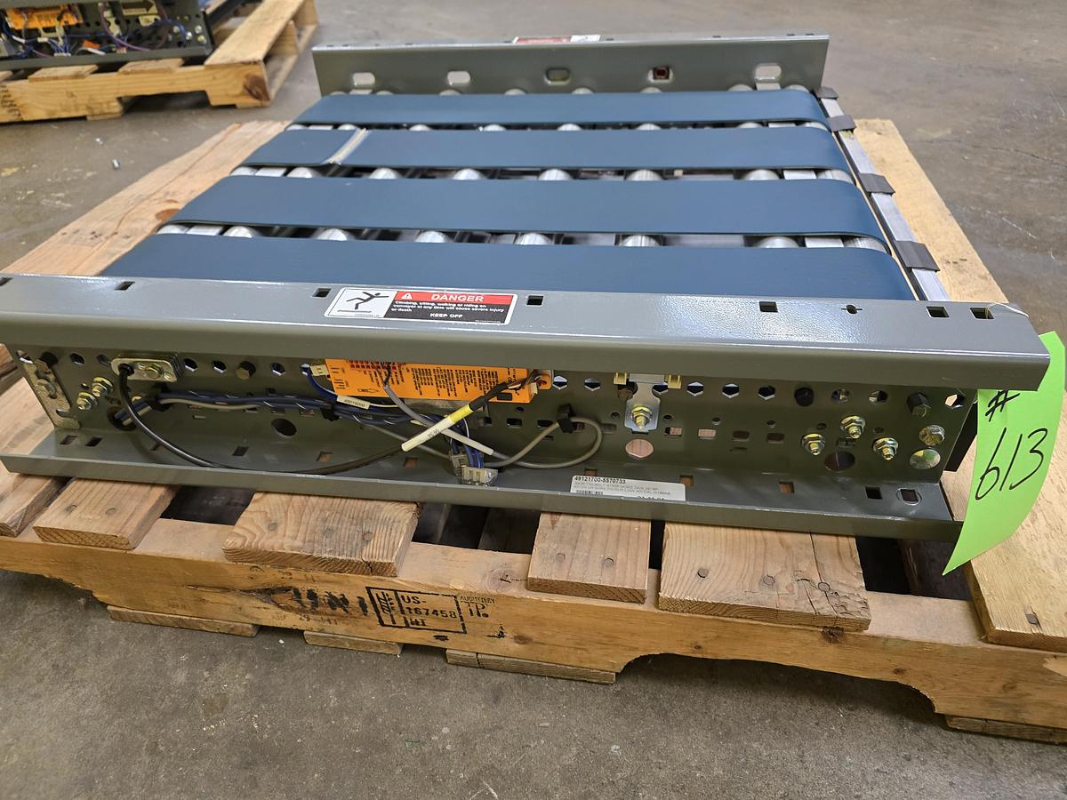 Used Intelligrated 28" x 30" MDR Belted Zero Pressure Accumulation Conveyor (#613)