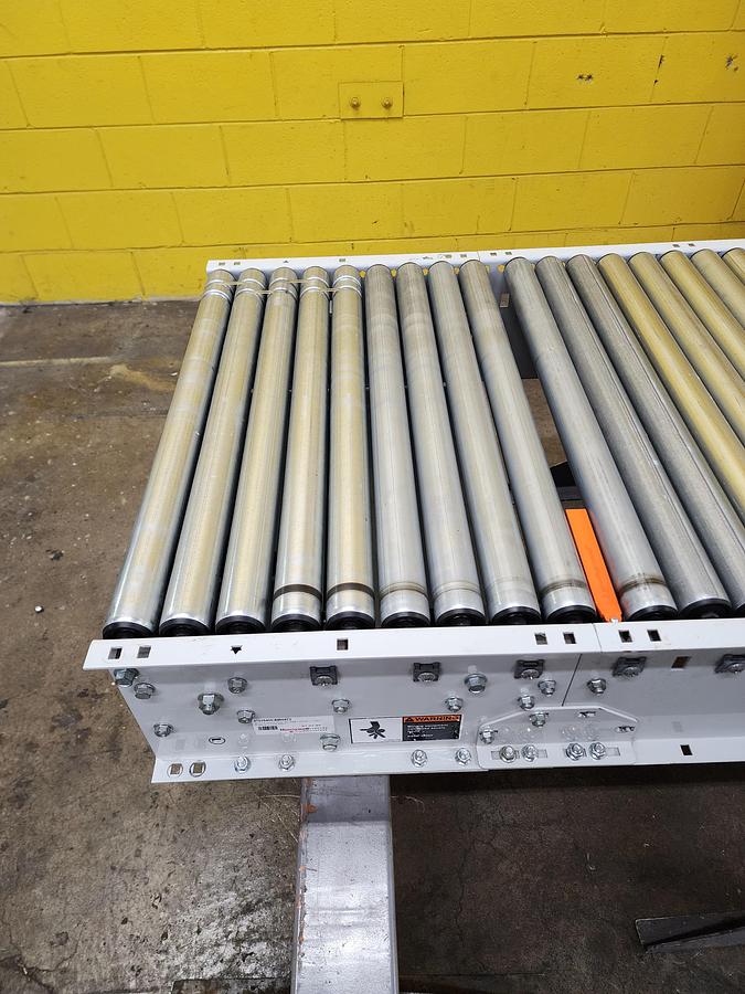 Used Intelligrated 30.5" x 18' Live Roller V-Belt Conveyor (#348)